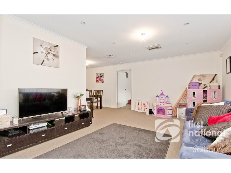 5 Kingswood Crescent, Paralowie SA 5108