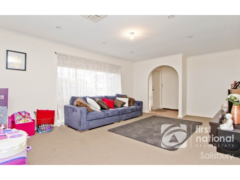 5 Kingswood Crescent, Paralowie SA 5108