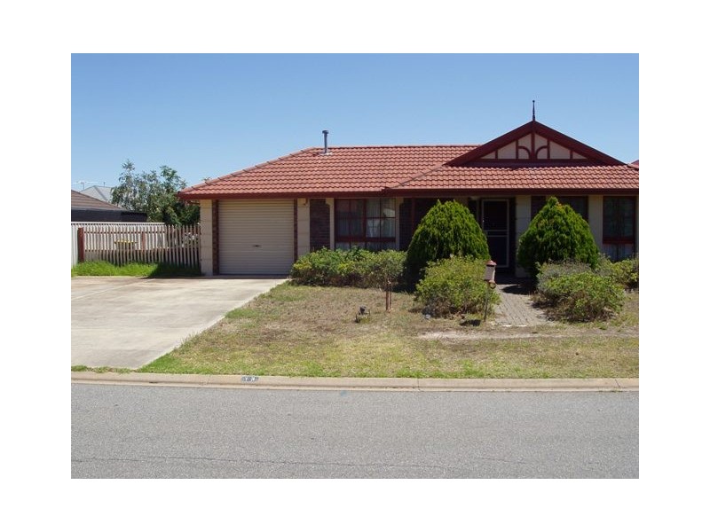 13 Hilditch Drive, Green Fields SA 5107