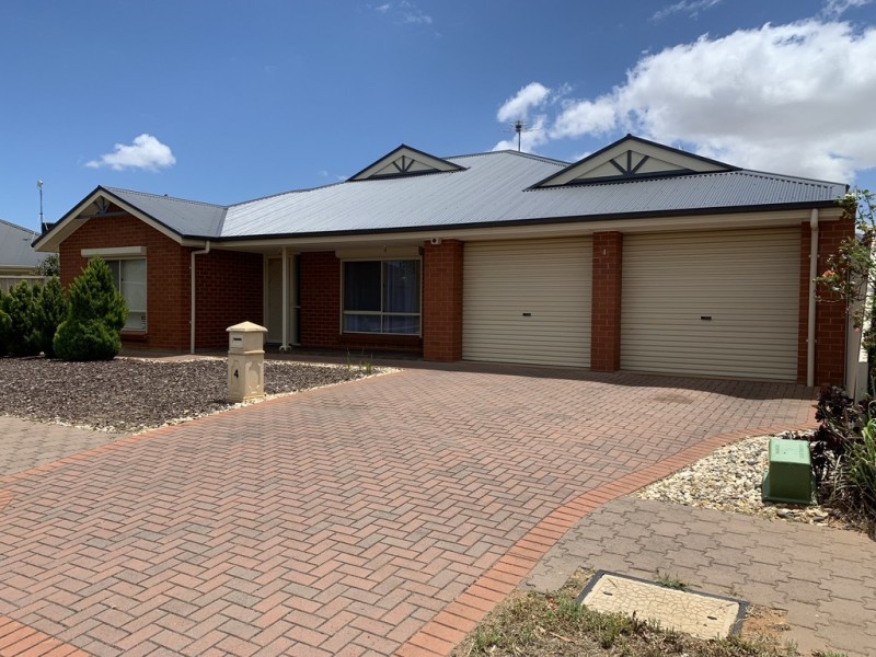 4 Wood Street, Parafield Gardens SA 5107