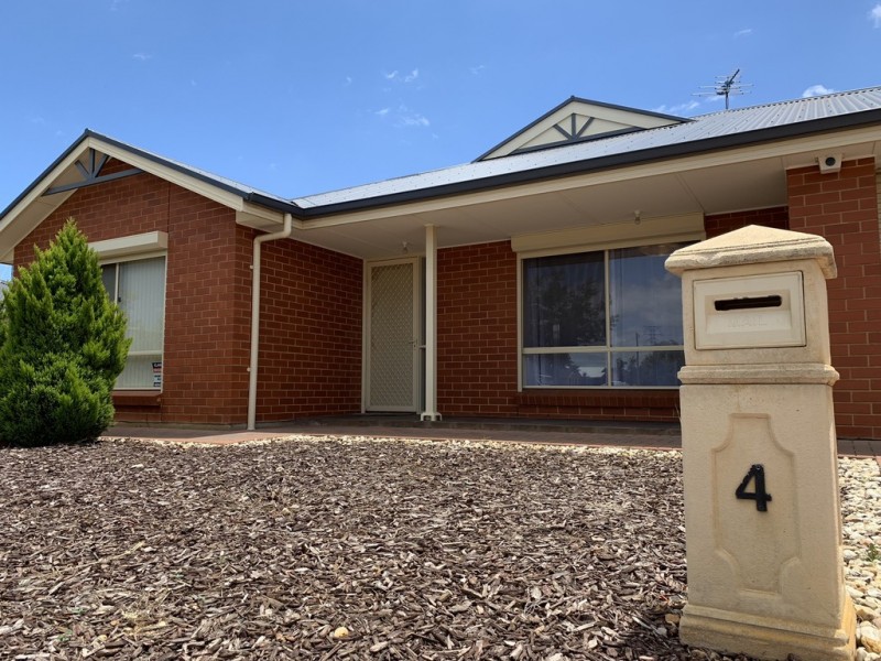 4 Wood Street, Parafield Gardens SA 5107