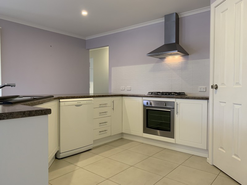 4 Wood Street, Parafield Gardens SA 5107