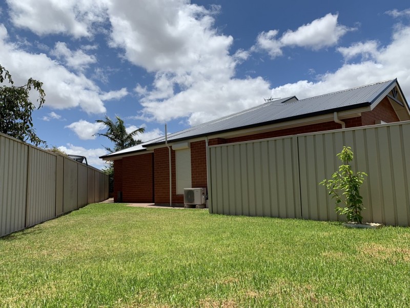 4 Wood Street, Parafield Gardens SA 5107