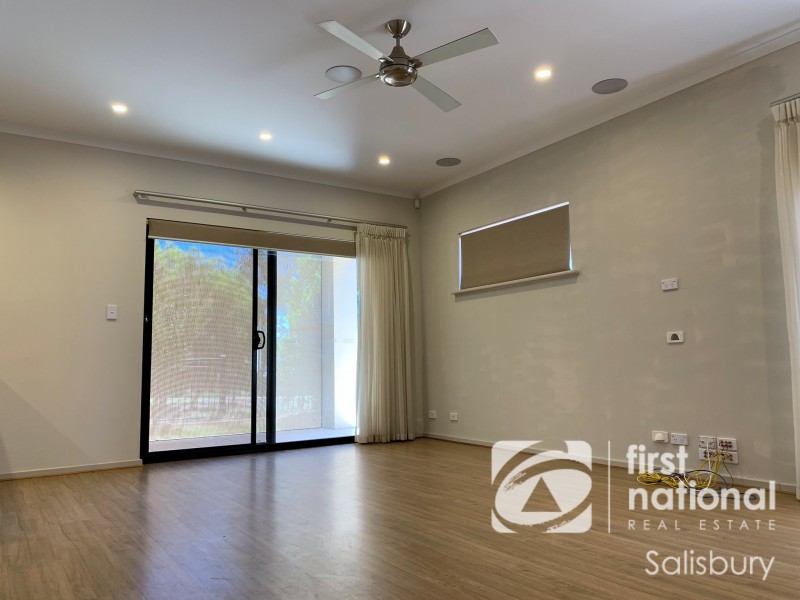 7 Burnlea Parade, Blakeview SA 5114
