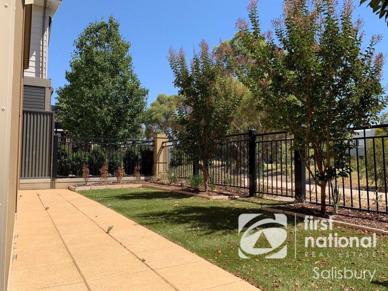 7 Burnlea Parade, Blakeview SA 5114