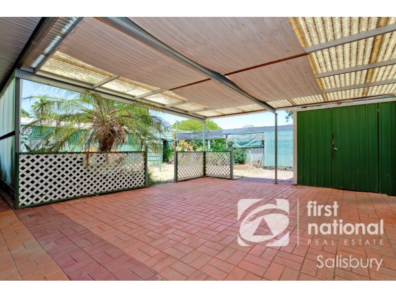 5 Woolaston Road, Salisbury Downs SA 5108