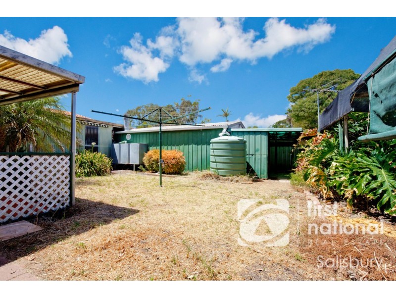 5 Woolaston Road, Salisbury Downs SA 5108