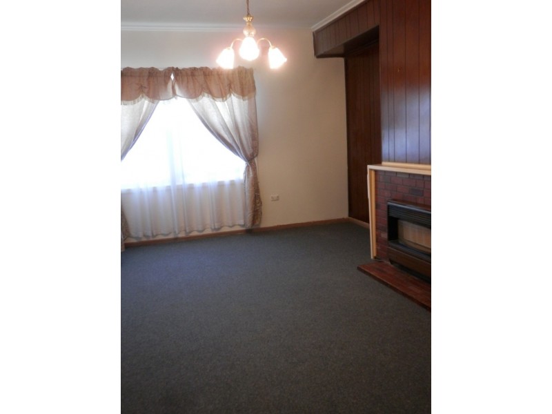 25 Siddall Road, Elizabeth Vale SA 5112