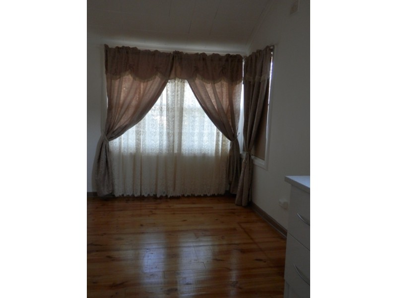 25 Siddall Road, Elizabeth Vale SA 5112