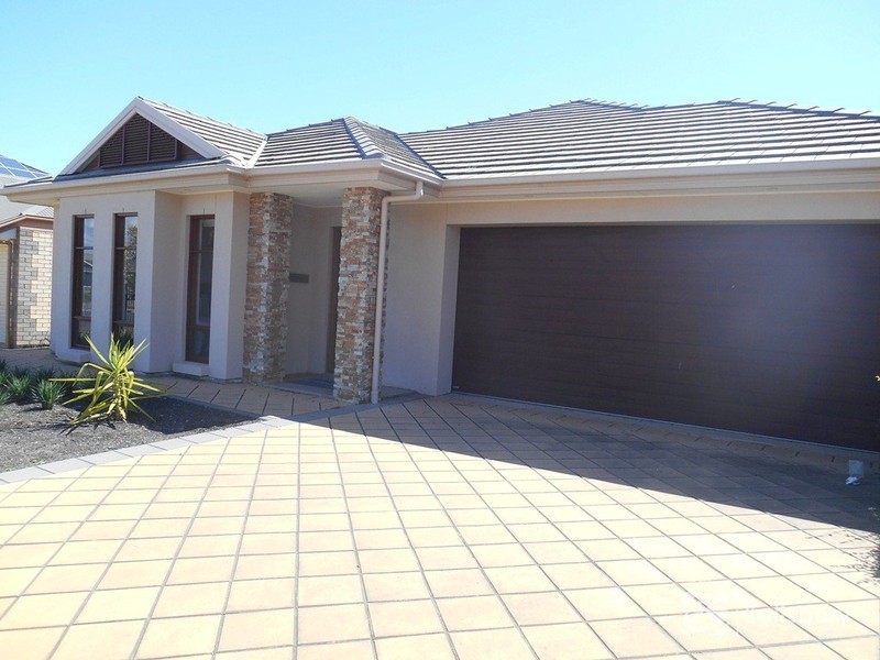 11 The Boulevard, Parafield Gardens SA 5107