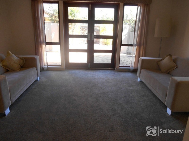 11 The Boulevard, Parafield Gardens SA 5107