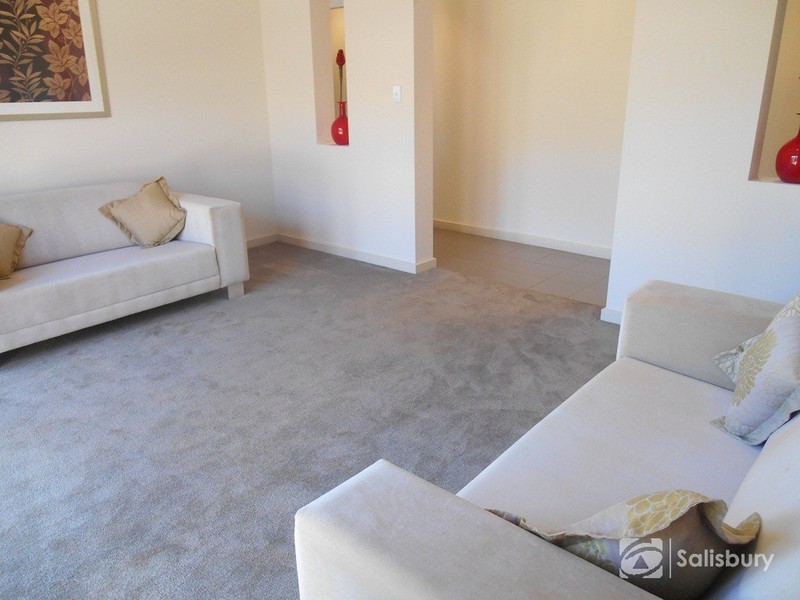 11 The Boulevard, Parafield Gardens SA 5107
