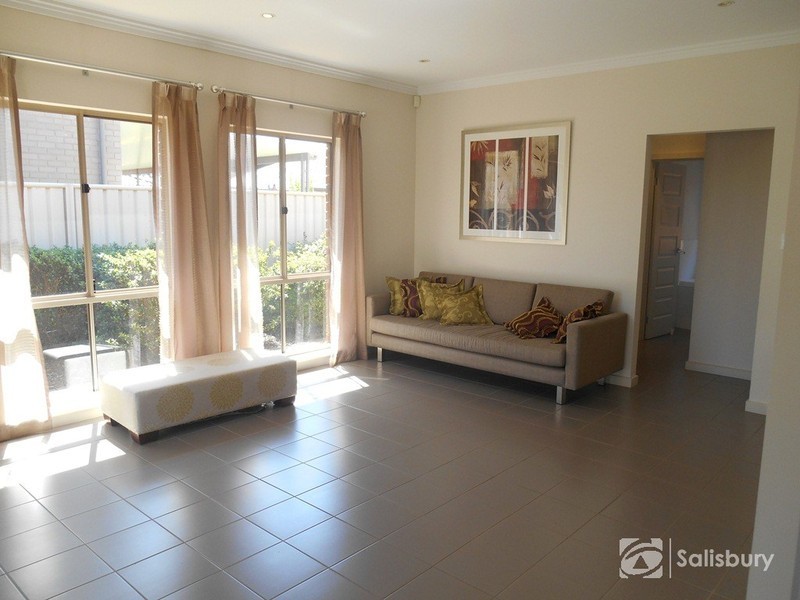 11 The Boulevard, Parafield Gardens SA 5107