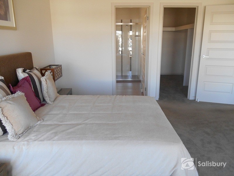 11 The Boulevard, Parafield Gardens SA 5107