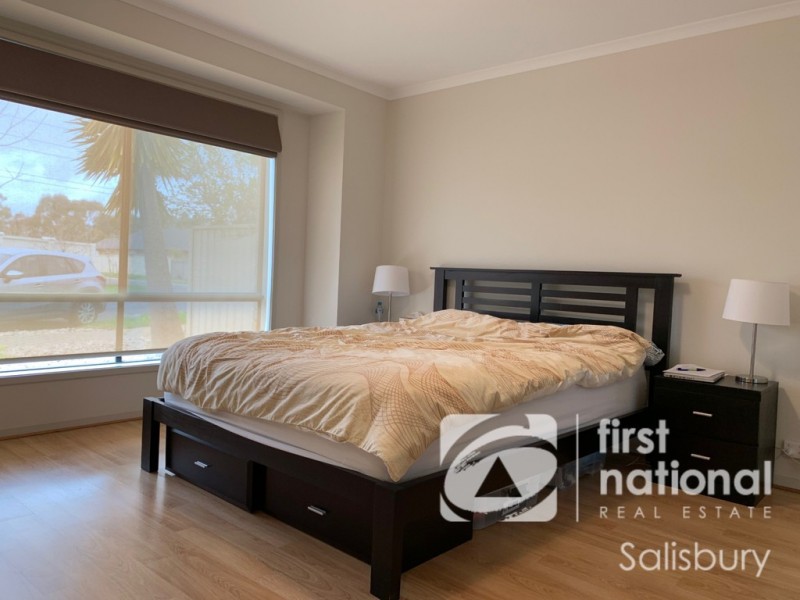 2 Oaks Court, Parafield Gardens SA 5107
