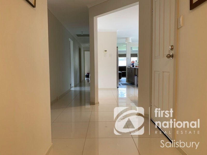 2 Oaks Court, Parafield Gardens SA 5107