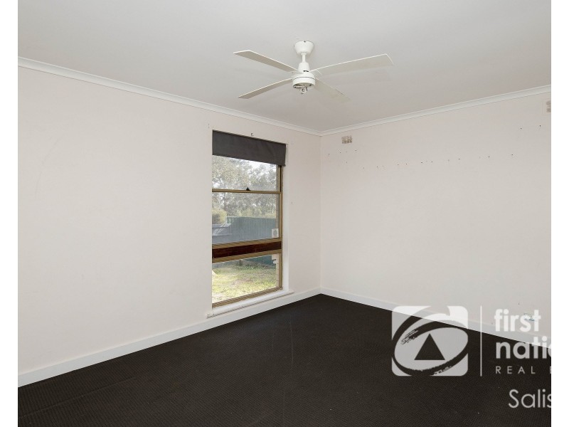 27 Kibby Road, Elizabeth East SA 5112