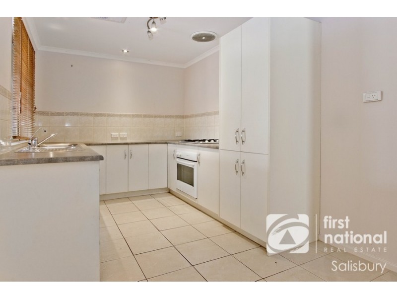 16 Claxton Way, Burton SA 5110