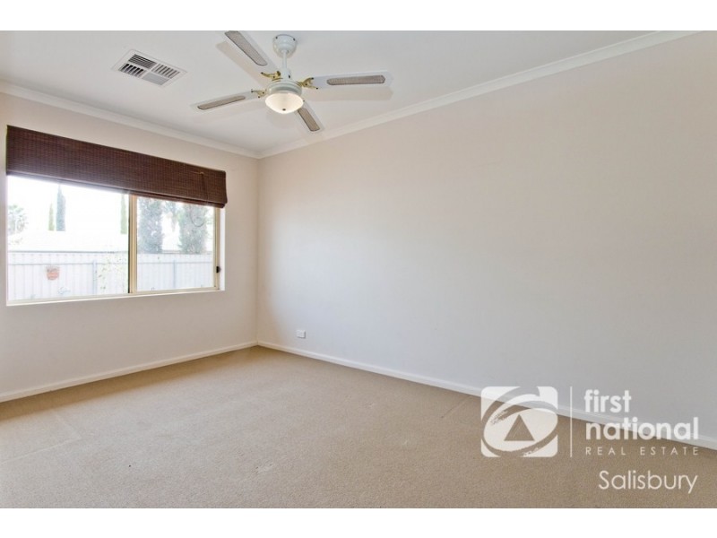 16 Claxton Way, Burton SA 5110