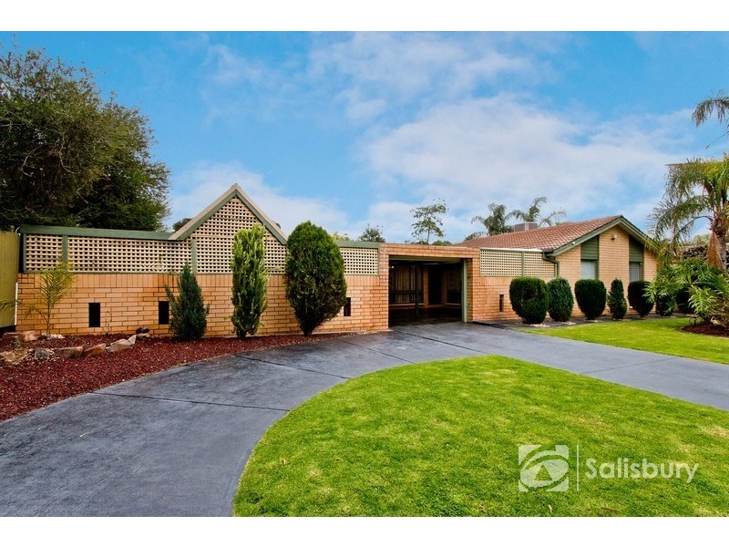 4 Sherwood Crescent, Paralowie SA 5108