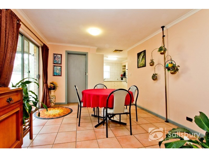 4 Sherwood Crescent, Paralowie SA 5108