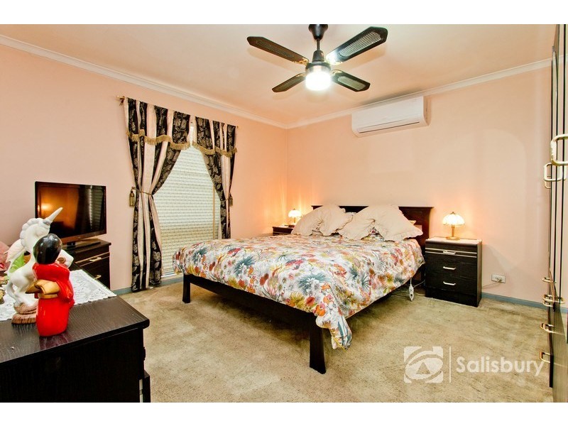 4 Sherwood Crescent, Paralowie SA 5108