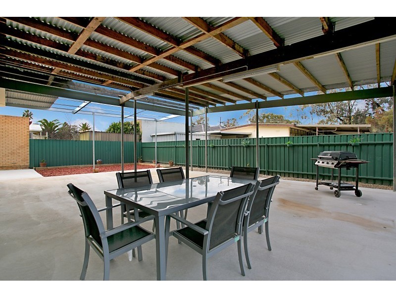 24 Coolibah Road, Salisbury East SA 5109