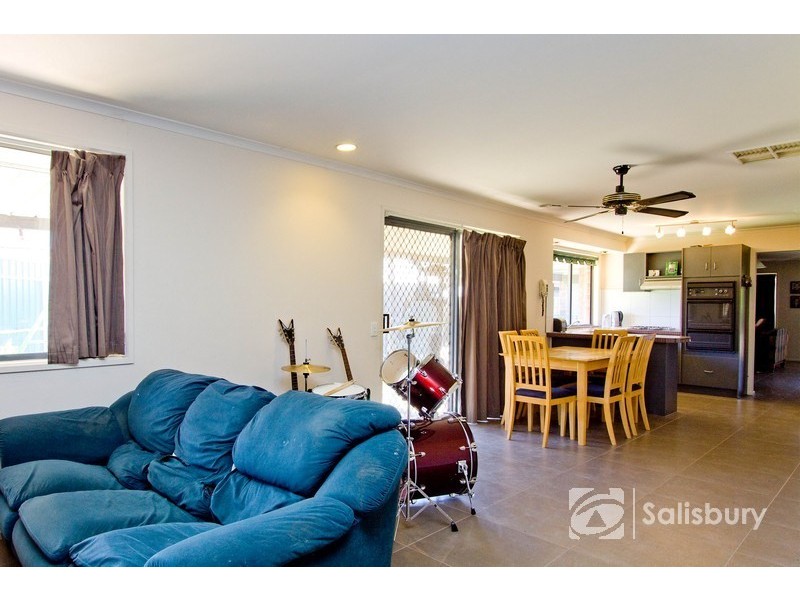 6 Bauhinia Drive, Parafield Gardens SA 5107