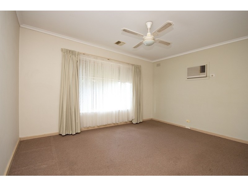 11 Carlow Street, Salisbury Downs SA 5108