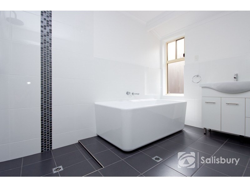 10 Dotterel Court, Wynn Vale SA 5127