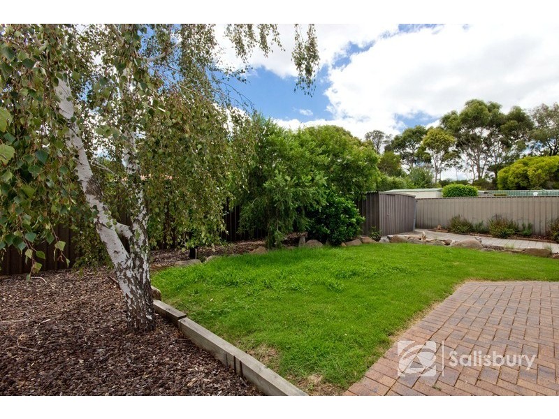 10 Dotterel Court, Wynn Vale SA 5127