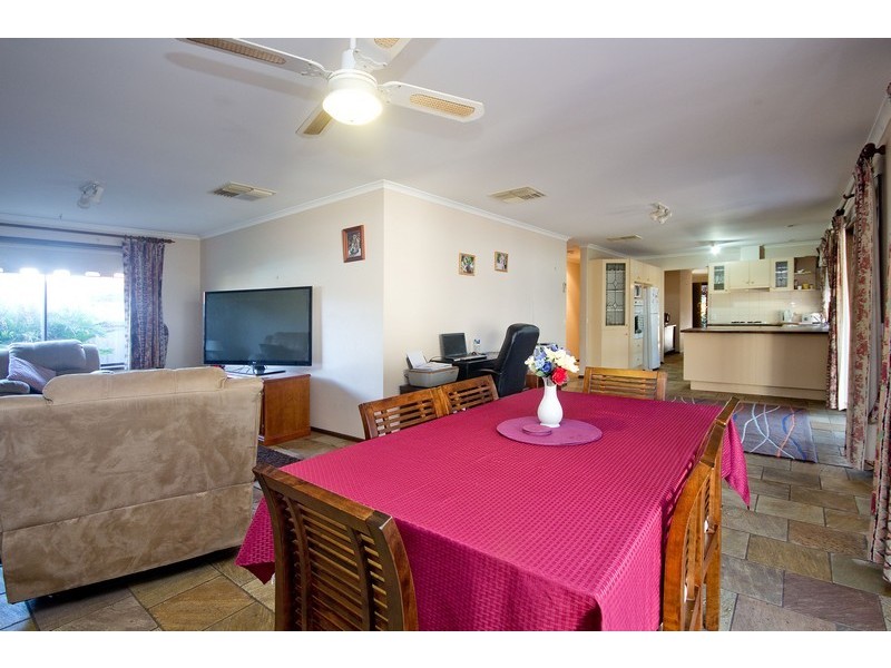 12 Currumbin Avenue, Blakeview SA 5114