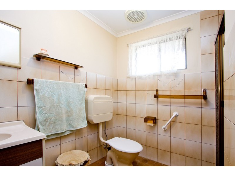 15 Alabar Crescent, Globe Derby Park SA 5110