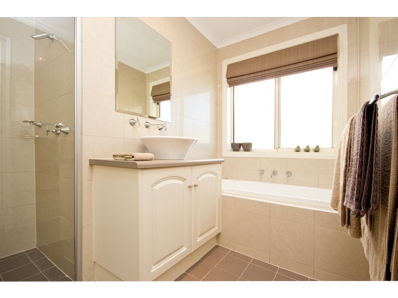 6 Biscay Avenue, Paralowie SA 5108