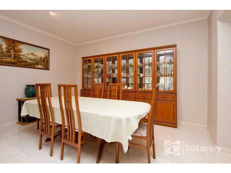 2 Oakmont Court, Salisbury East SA 5109