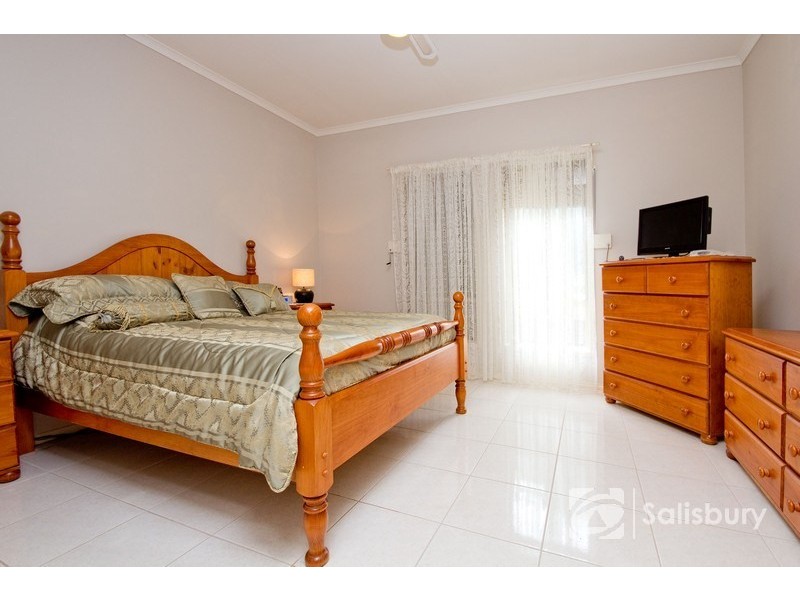 2 Oakmont Court, Salisbury East SA 5109