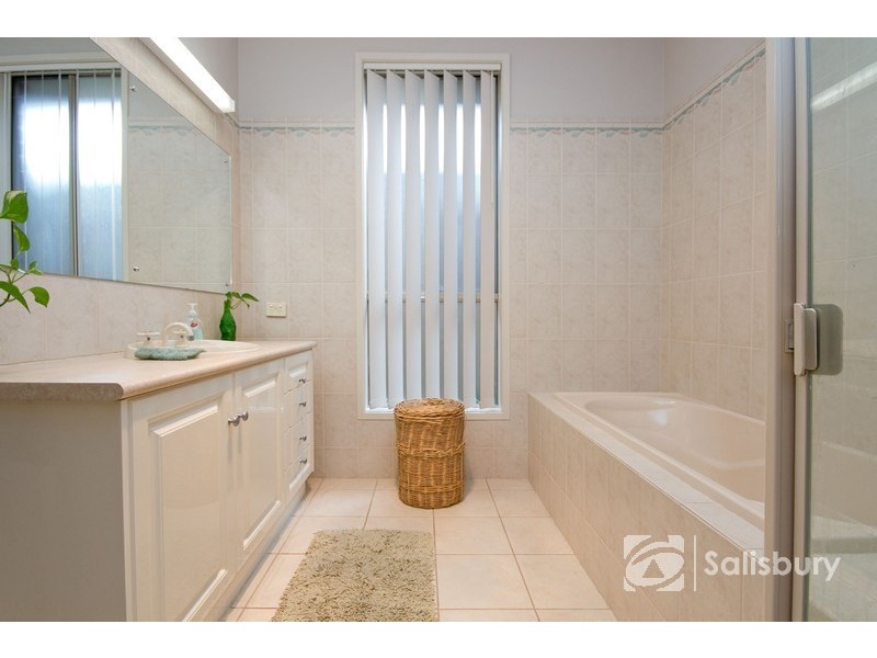 2 Oakmont Court, Salisbury East SA 5109