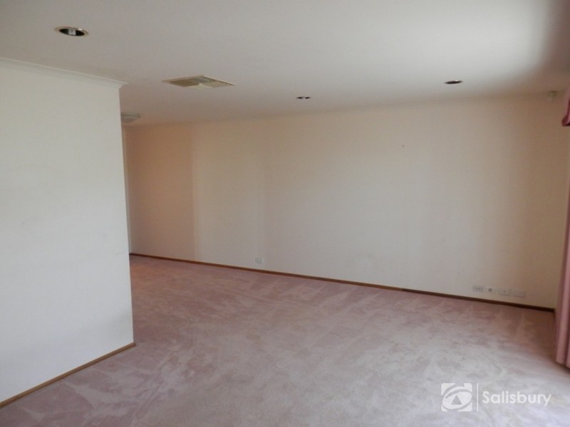 16 Tuglow Court, Hillbank SA 5112