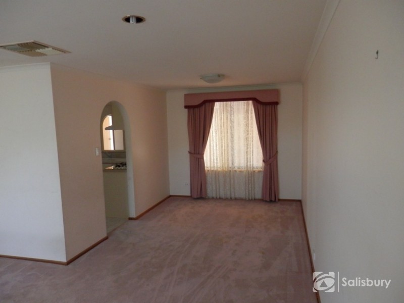 16 Tuglow Court, Hillbank SA 5112