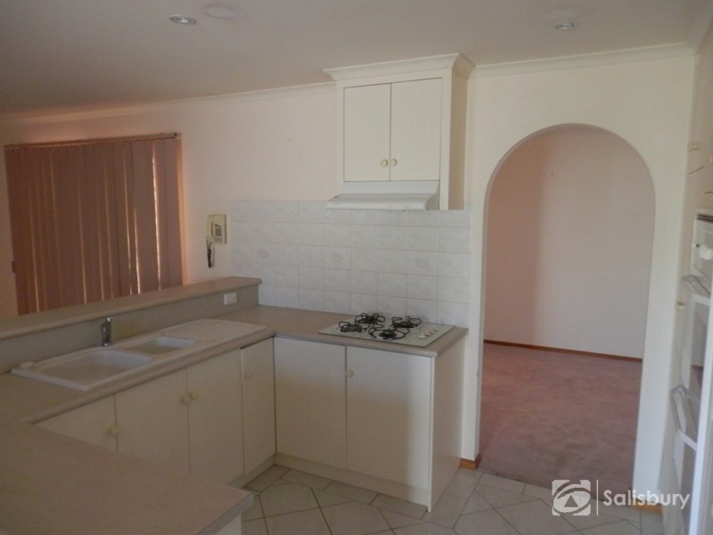 16 Tuglow Court, Hillbank SA 5112