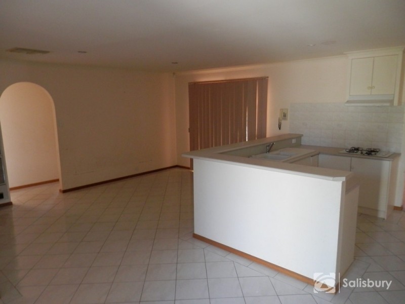 16 Tuglow Court, Hillbank SA 5112