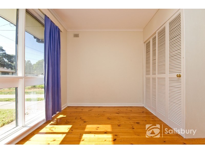 25 Bindi Street, Para Hills West SA 5096