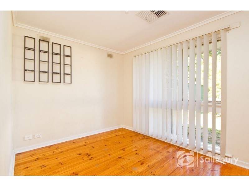 25 Bindi Street, Para Hills West SA 5096