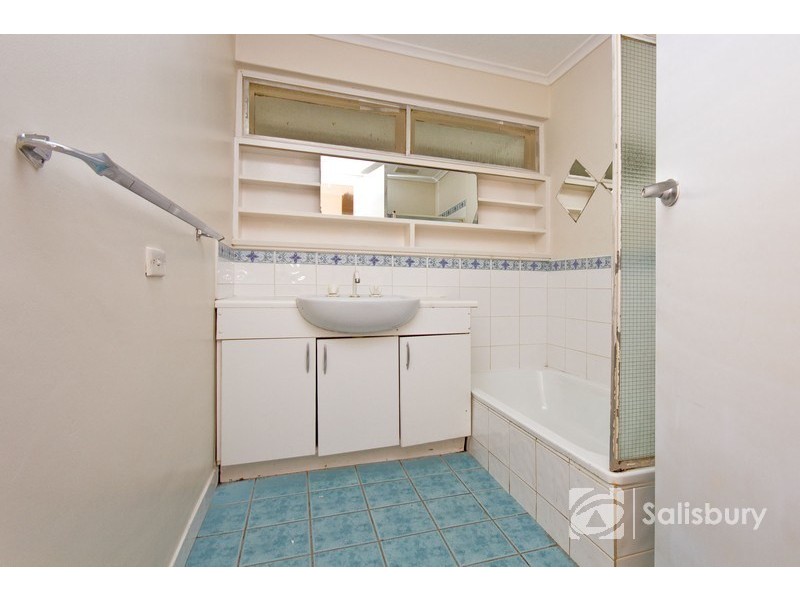 25 Bindi Street, Para Hills West SA 5096