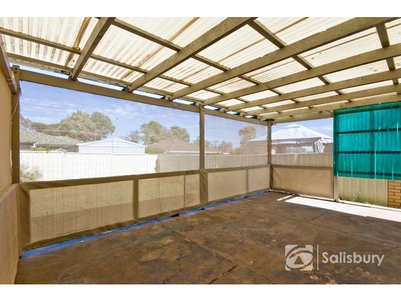 25 Bindi Street, Para Hills West SA 5096