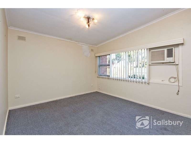 8 Benalla Street, Brahma Lodge SA 5109