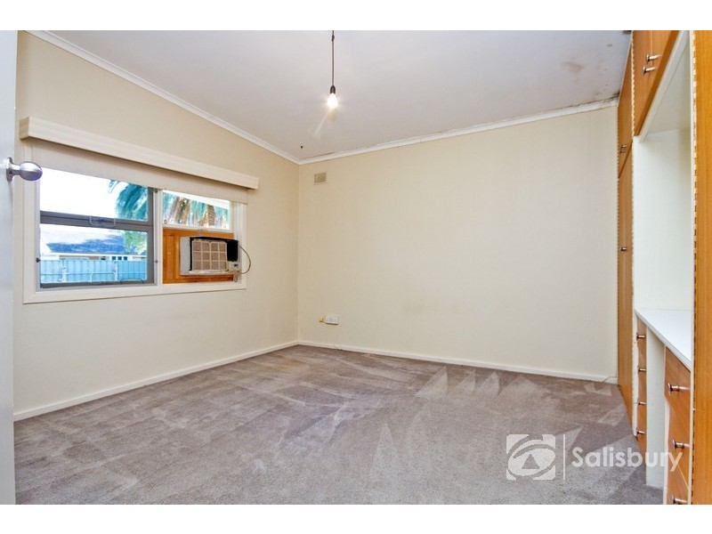 8 Benalla Street, Brahma Lodge SA 5109