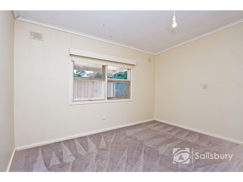 8 Benalla Street, Brahma Lodge SA 5109