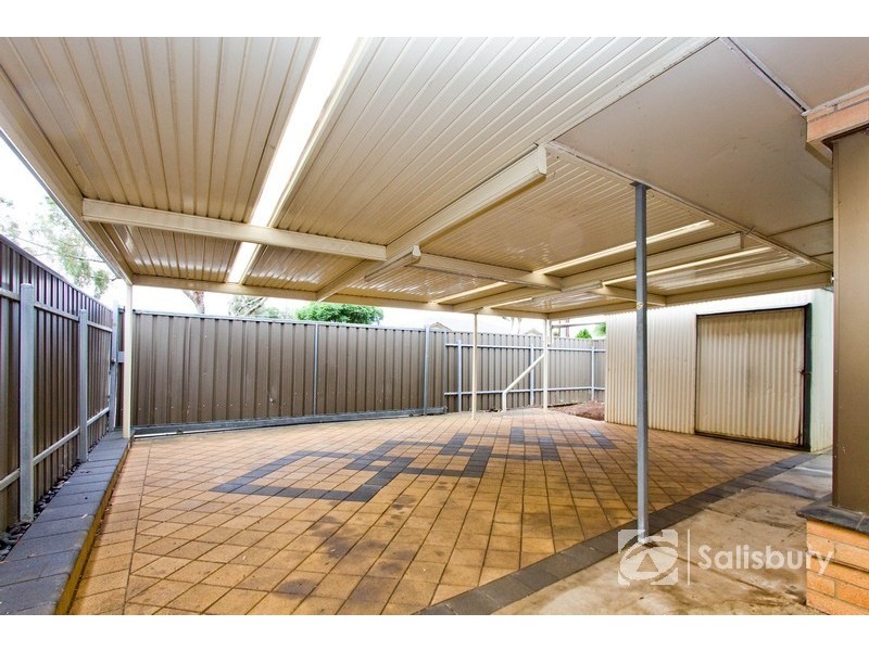 2 Beverley Avenue, Salisbury SA 5108
