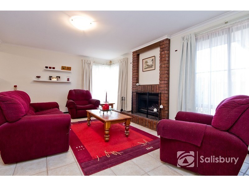 9 Dotterel Court, Wynn Vale SA 5127